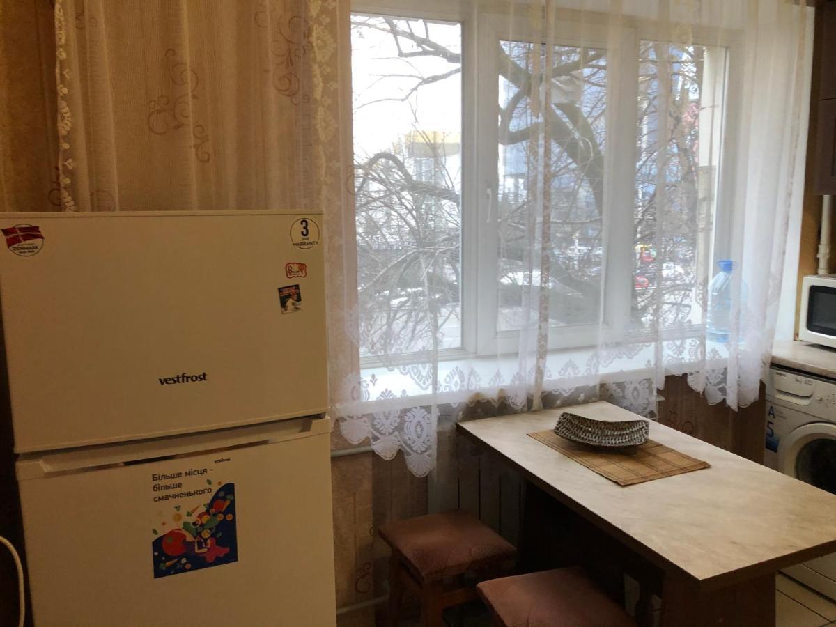 Kyiv Apartment On Peremohy Avenue 16 Daily Rent Exterior foto